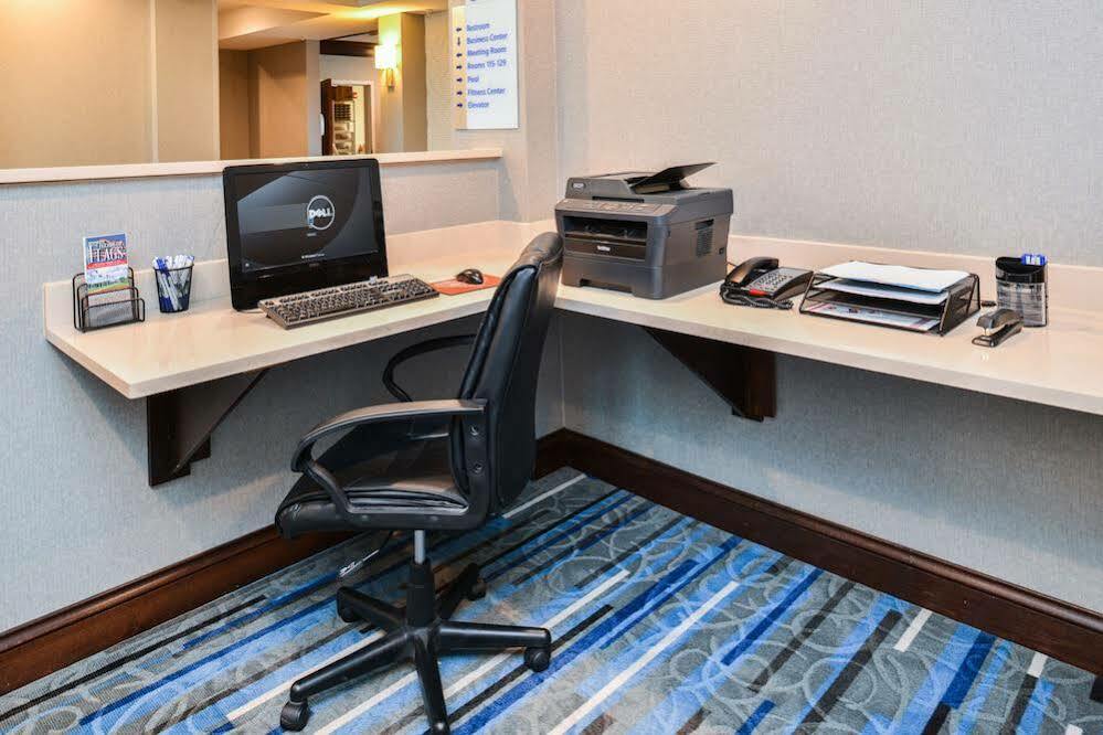 Holiday Inn Express Hotel & Suites York By Ihg Kültér fotó